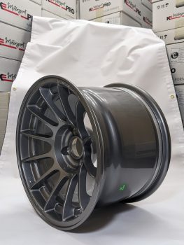KE Motorsport T12 Gen2 15x10 steel silver - angle